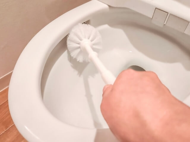 トイレ　尿石　掃除　ブログ01
