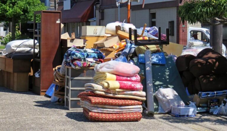 静岡県浜松市での布団の捨て方は？羽毛布団についてはリサイクルも可能