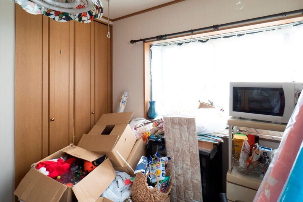 ゴミ部屋になってしまうのはなぜ！？原因と対処法について解説