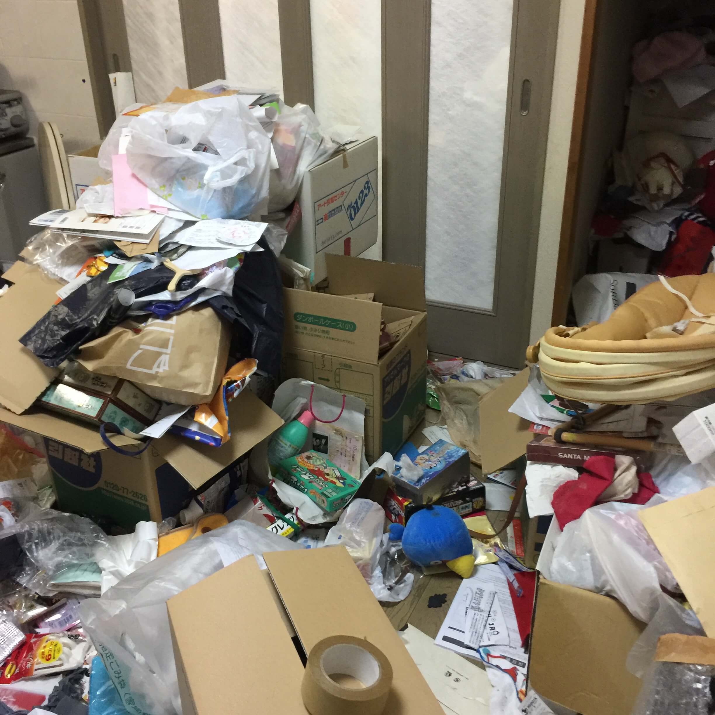 東京都荒川区B様のゴミ屋敷清掃ビフォー