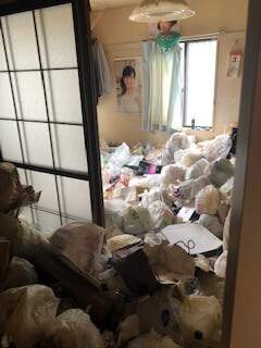 千葉県松戸市M様のゴミ屋敷清掃ビフォー