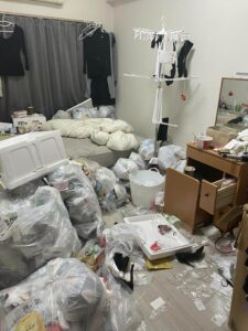 堺市西区I様のゴミ屋敷清掃ビフォー02