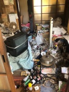 東京都大田区U様のゴミ屋敷清掃ビフォー