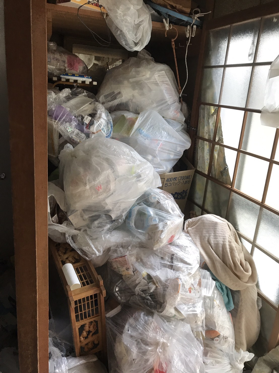 京都市左京区HH様のゴミ屋敷清掃ビフォー02