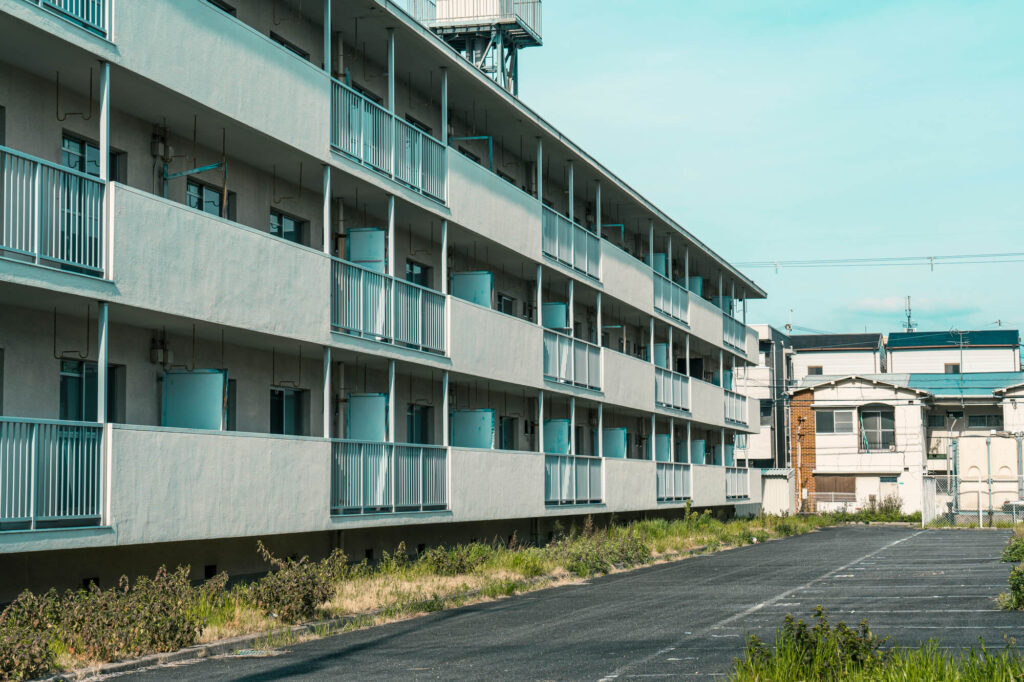 団地のゴミ屋敷問題が増加中！過去の事例や解決策まとめ