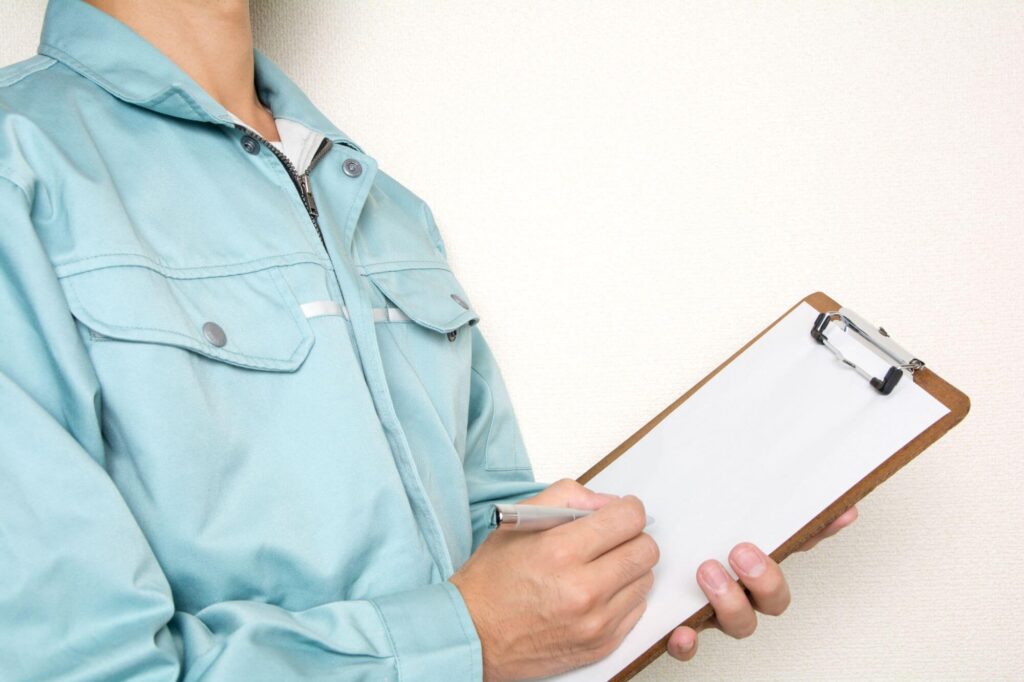 汚部屋の片付けを業者に依頼する方法と費用相場