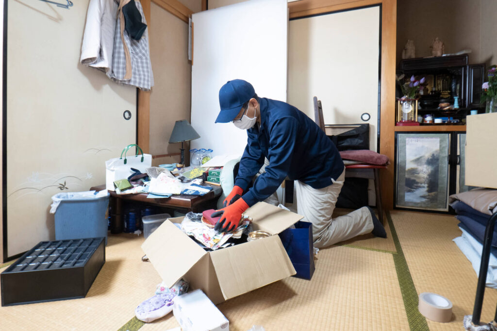 ゴミ屋敷・汚部屋片付けを便利屋ではなく専門業者へ依頼すべき理由