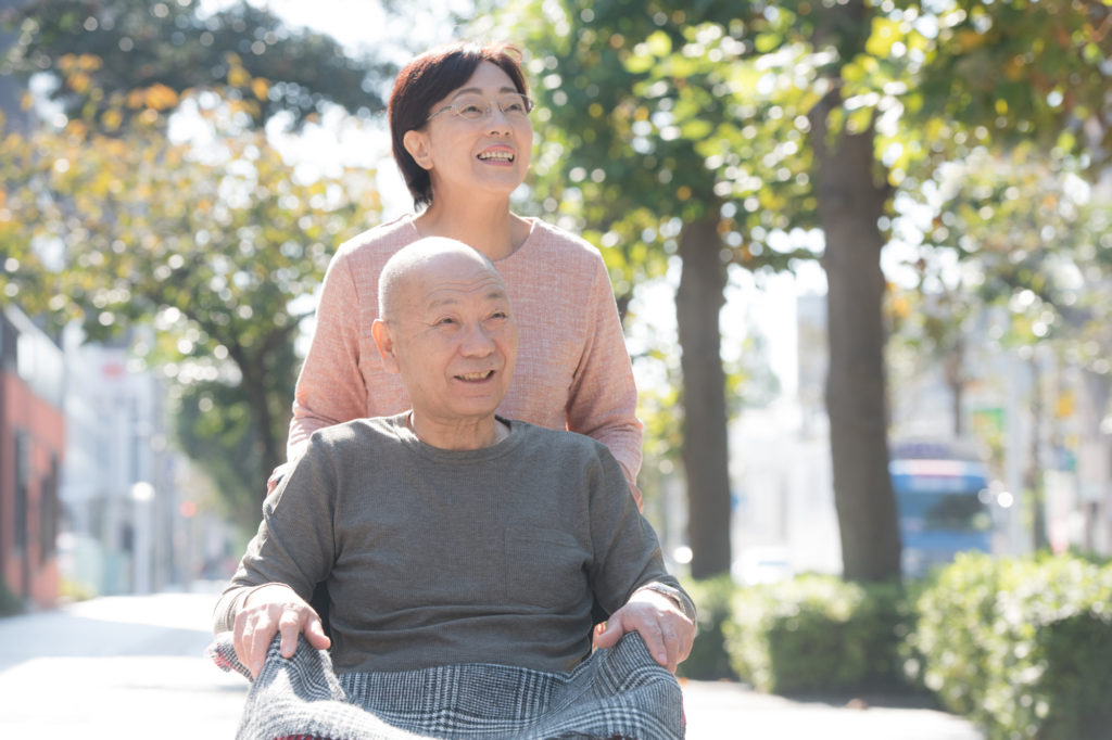 老老介護とは？ 高齢化社会における介護問題の原因と生前整理