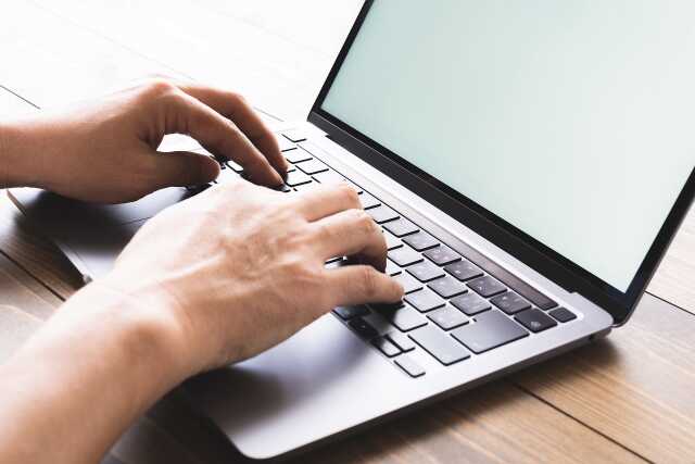デジタル版でお悔やみ欄の確認ができる新聞社