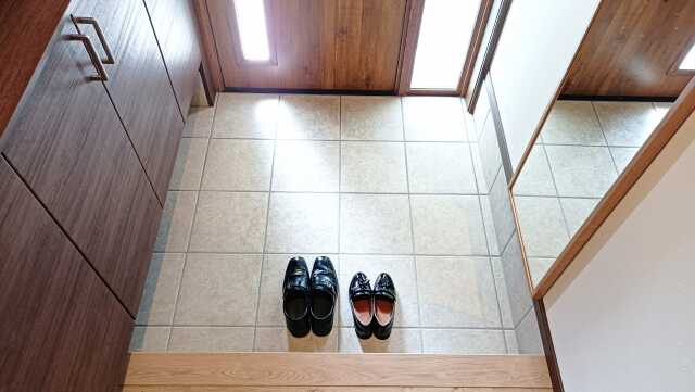 ゴミ屋敷は玄関から片付けるのが基本