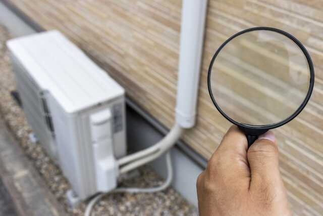 エアコンの中にゴキブリがいるか確認する方法