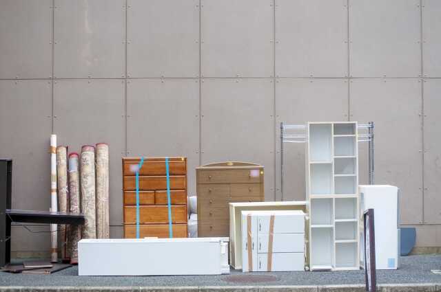 【女性の一人暮らし】粗大ゴミどうしてる？安心＆楽な処分方法と防犯対策をプロが解説