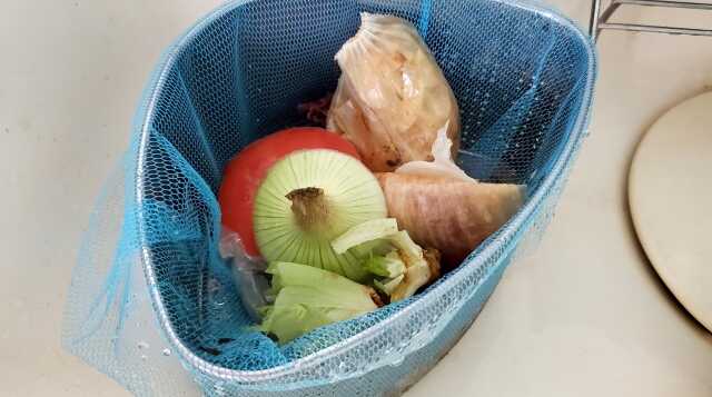 新聞紙がない場合の生ゴミの捨て方は？臭いと虫を防ぐ代用品＆7つのコツをプロが解説