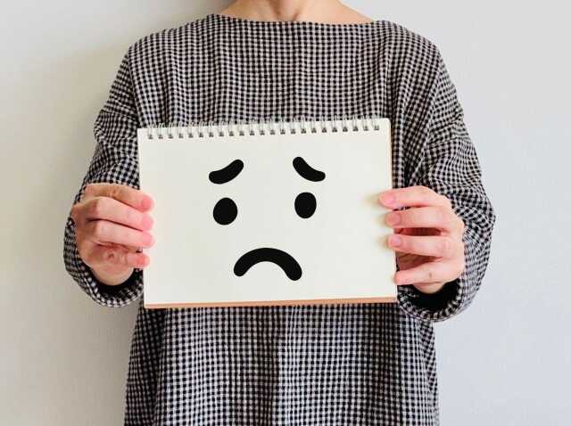 汚部屋を業者に見られるのが恥ずかしい方へ｜プロの本音と利用者の声